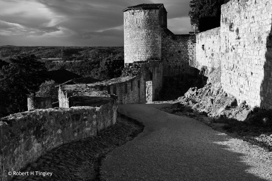 Puycelci, A hilltop town of France